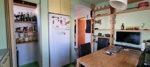 Proprietar vand ap.2 camere 57mp utili în vilă la et.1 cu loc de parcare și curte, orientare N-S-E-V