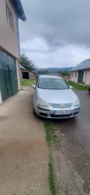 Vând Volkswagen Golf 5 1400 benzină  am 2005  - imagine 2