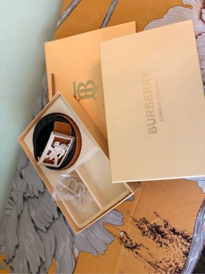 Curea Burberry