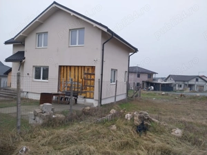 Casa de vânzare. - imagine 2