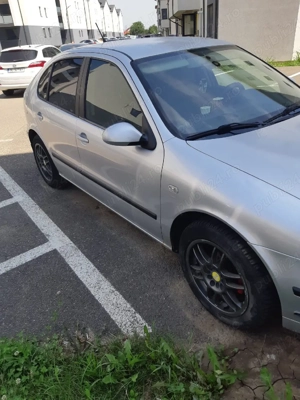 seat leon 1m 1.6 16v benzina - imagine 5