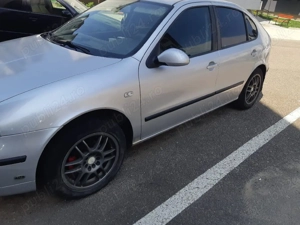 seat leon 1m 1.6 16v benzina - imagine 2