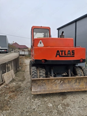Vand excavator pe roti ATLAS - imagine 2