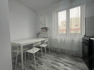 Apartament 3 camere - imagine 2