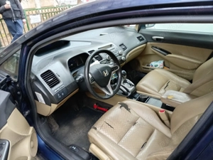 Honda Civic Hybrid - imagine 8