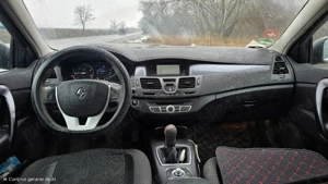 Vând Renault Laguna 3, facelift, 2010 - imagine 4