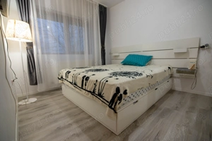 Proprietar vand duplex despartit prin camera tehnica - imagine 3