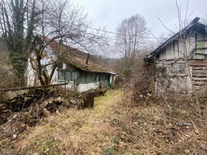 Vând teren intravilan 540 m  + curent și apă   Hălăliș - imagine 4