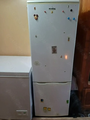 Combina frigorifica marca Arctic