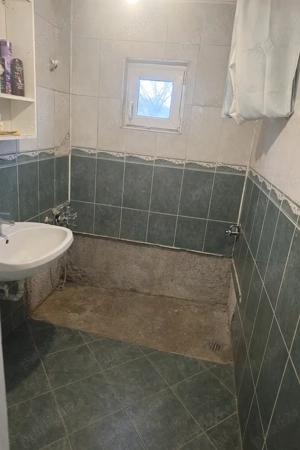 Casă cu teren intravilan 969 mp   Fundeni, jud. Călărași  - imagine 2