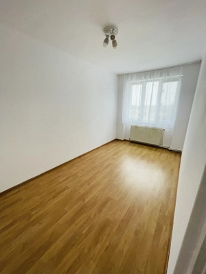 Inchiriez apartament 3 camere ultracentral Turda - imagine 5