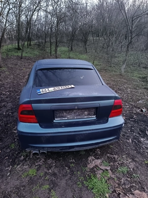 Opel Vectra b dezmembrez - imagine 2