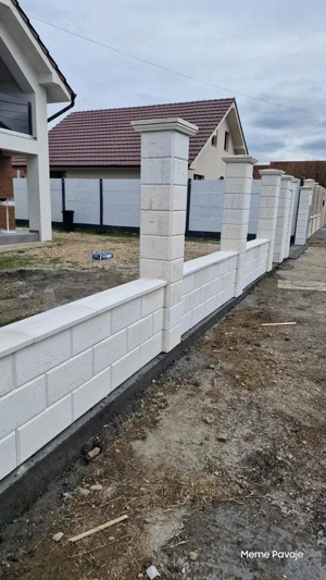 Executam lucrari interioare si exterioare 