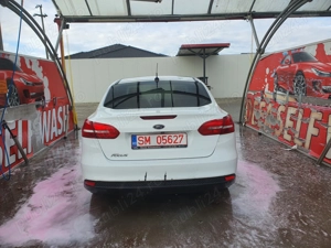 Ford Focus 2.0 Benzina 160 cai - imagine 4