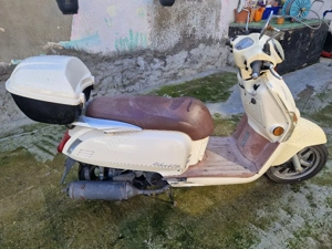 scutere 125 - imagine 2