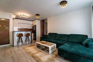 Apartament cu 3 camere de vanzare - Carpatilor - imagine 3
