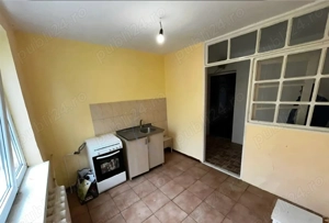 Vind sau închiriez garsoniera cartier CFR Focșani  - imagine 3