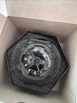 G-shock.   - imagine 5