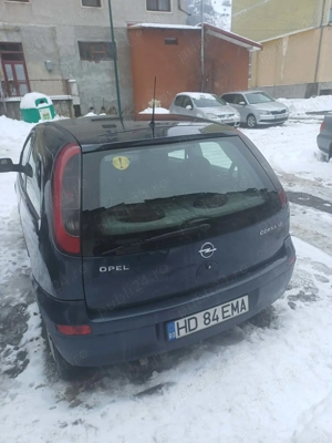 Vând Opel corsa C ,motor de 1.2 benzină,stare foarte bună 