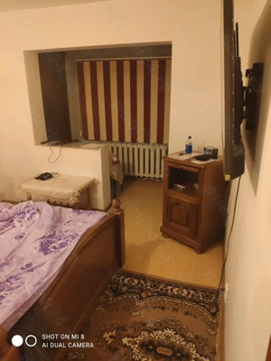 Vând apartament 2 camere et 1 din 3