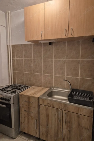 Particular, Garsoniera cf1, Str Cara Anghel, et 1, Favorit Dr Taberei - imagine 3