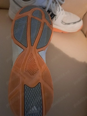 incaltaminte sport Adidas nr 38