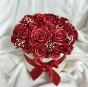 Buchete de flori din satin