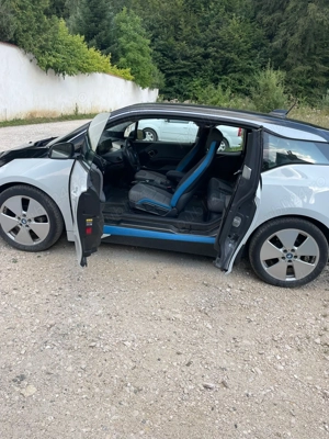 Vând BMW i3, full electric, unic proprietar, persoană fizică - imagine 5