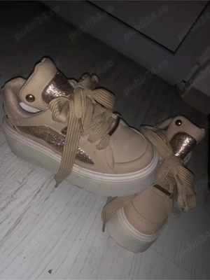 vand adidasi înalti marquiiz!!! urgent  - imagine 2