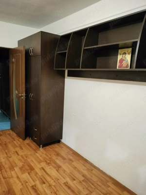 Garsoniera semidecomandata