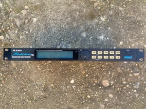 procesor efecte   Alesis Midiverb4