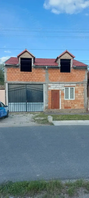 Vand casă  în Bocșa Română 