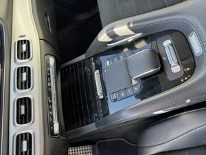 Mercedes GLE Hybrid 2021 - imagine 9