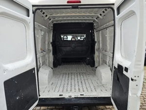Peugeot Boxer Multicab 7 Locuri 2.2hdi 140cp 2020 TVA Deductibil - imagine 3