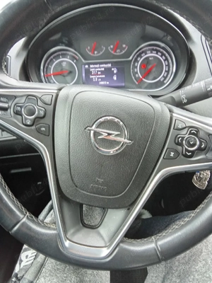 opel insignia - imagine 3