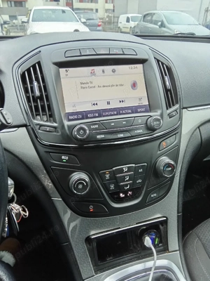 opel insignia - imagine 2