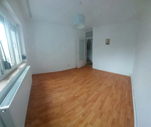 Apartament 3 camere   Micro 21, etaj 2 4