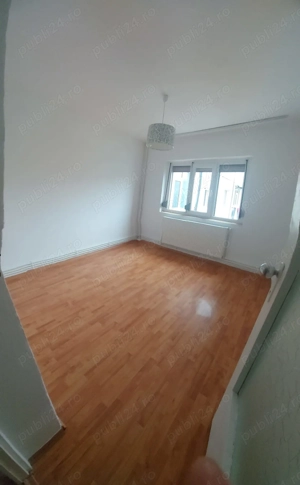 Apartament 3 camere Micro 21, etaj 2 4 - imagine 2