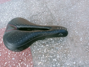 Sea pt femei Selle Italia foarte usoara si comoda