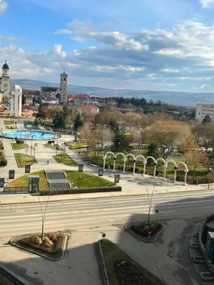 Apartament 3 camere, 70 mp, zona Cetate - imagine 5