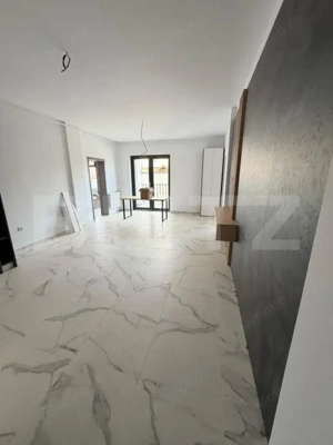 Apartament de vânzare – Cartier Izvor,  3 CAMERE 136500 EUR - imagine 3