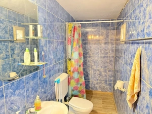  Casă de vânzare în comuna Homorod – liniște, confort și natură  - imagine 8