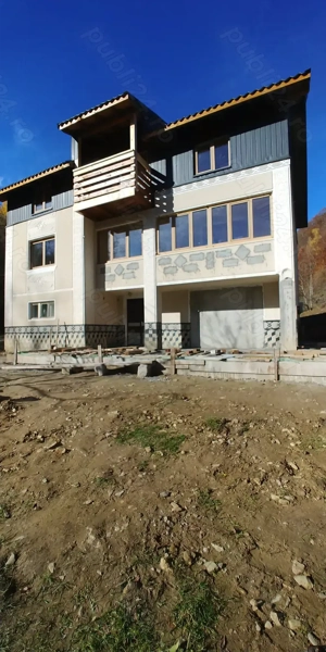 Proprietar - Vand sau Schimb - Casa si teren in Preluca Noua - Maramures - imagine 2