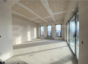 Casa moderna si luminoasa, cu spatii vitrate generoase, 610mp teren, 120 mp util