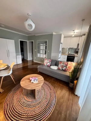 Apartament cu 2 cam, 42 mp, parter inalt, 2 balcoane, zona Stejarului