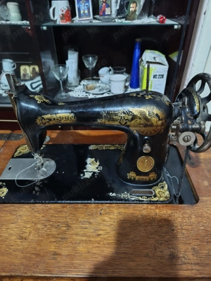 Mașină de cusut singer  - imagine 4