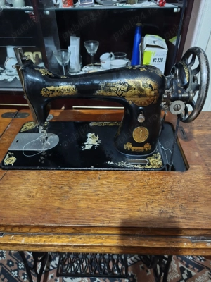 Mașină de cusut singer  - imagine 2
