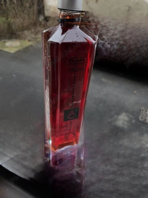 Vand Vin ananas cu italiană 