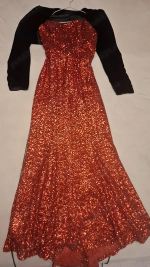 Vând rochie cu trena cu paiete  - imagine 5