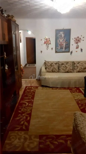 3 camere - mobilat si utilat - loc de parcare